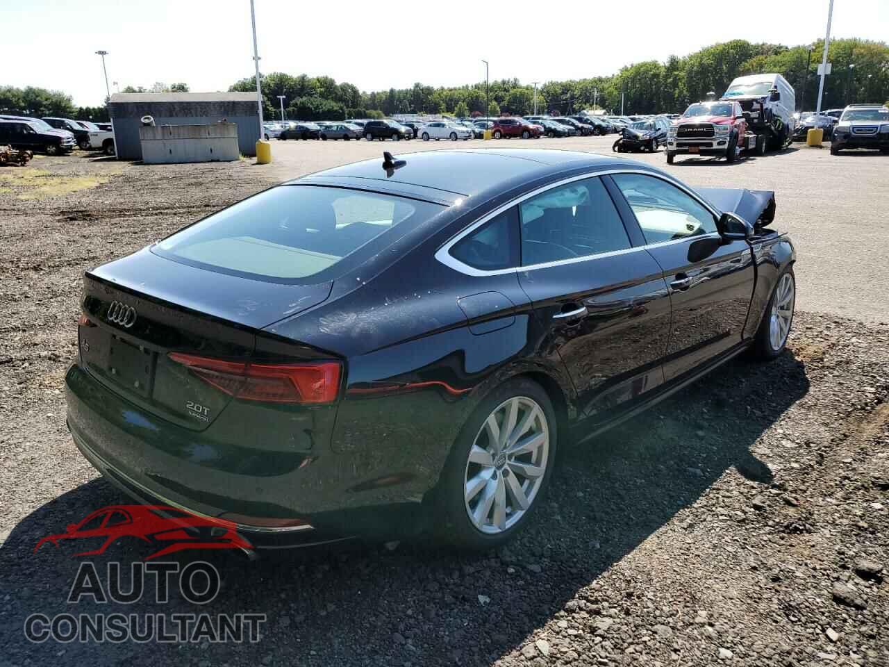 AUDI A5 2018 - WAUBNCF56JA005419