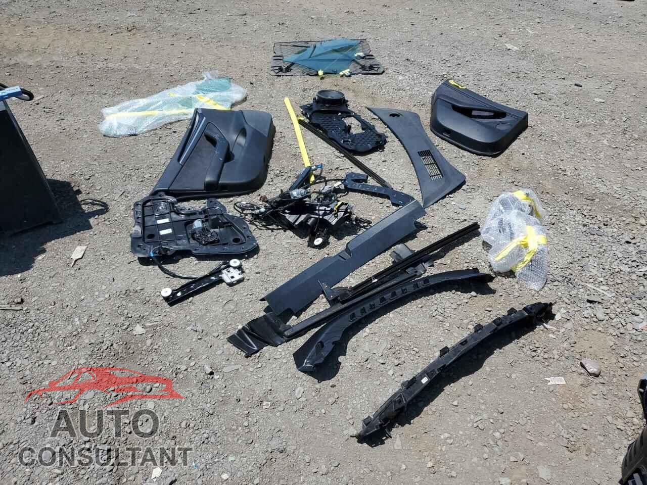 TESLA MODEL 3 2021 - 5YJ3E1EA6MF073869