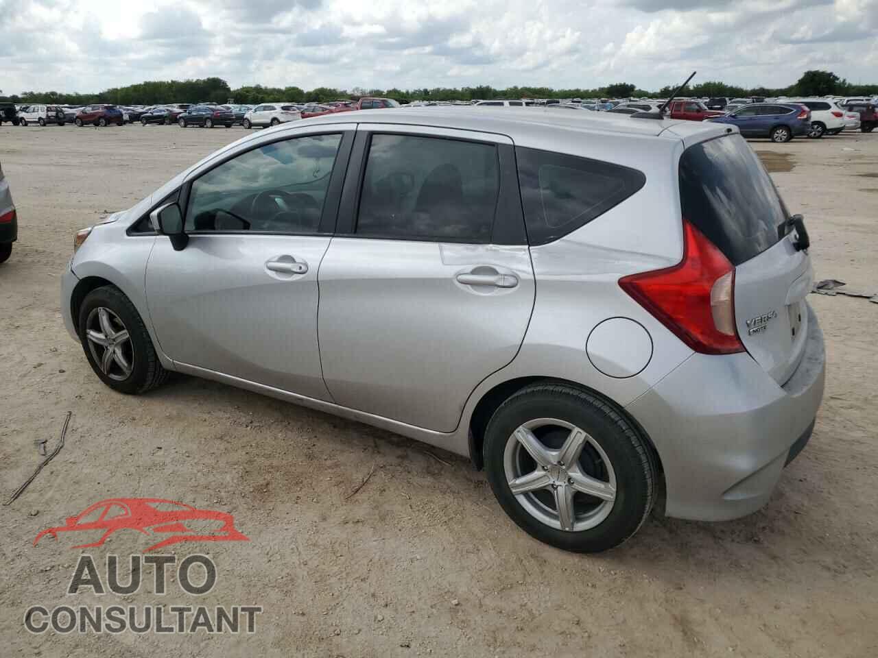 NISSAN VERSA 2017 - 3N1CE2CP4HL372932