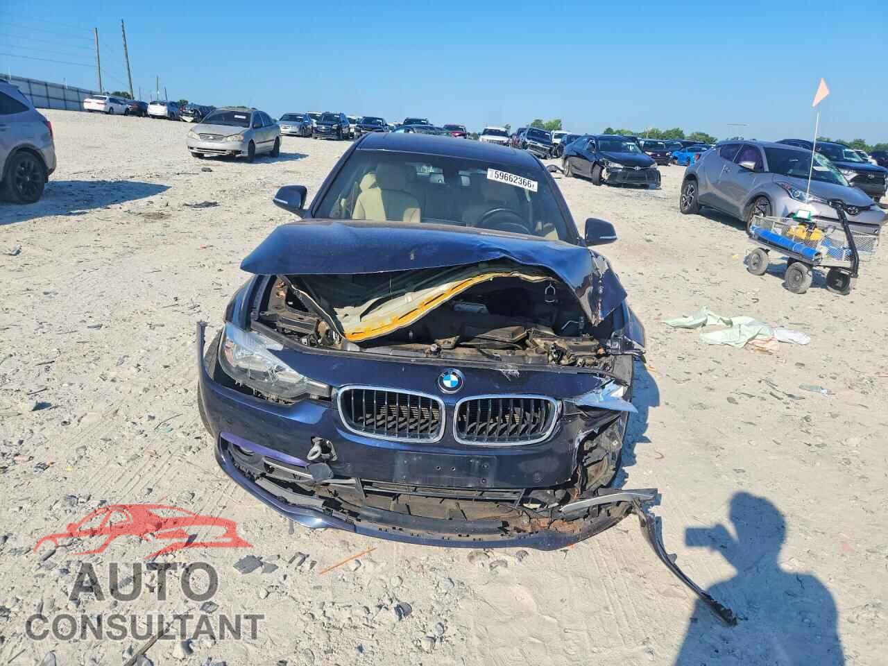 BMW 3 SERIES 2016 - WBA8E9G58GNU30122