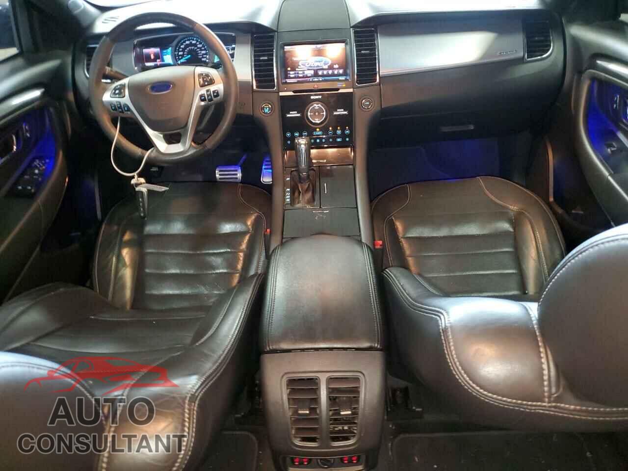 FORD TAURUS 2013 - 1FAHP2KT8DG157330