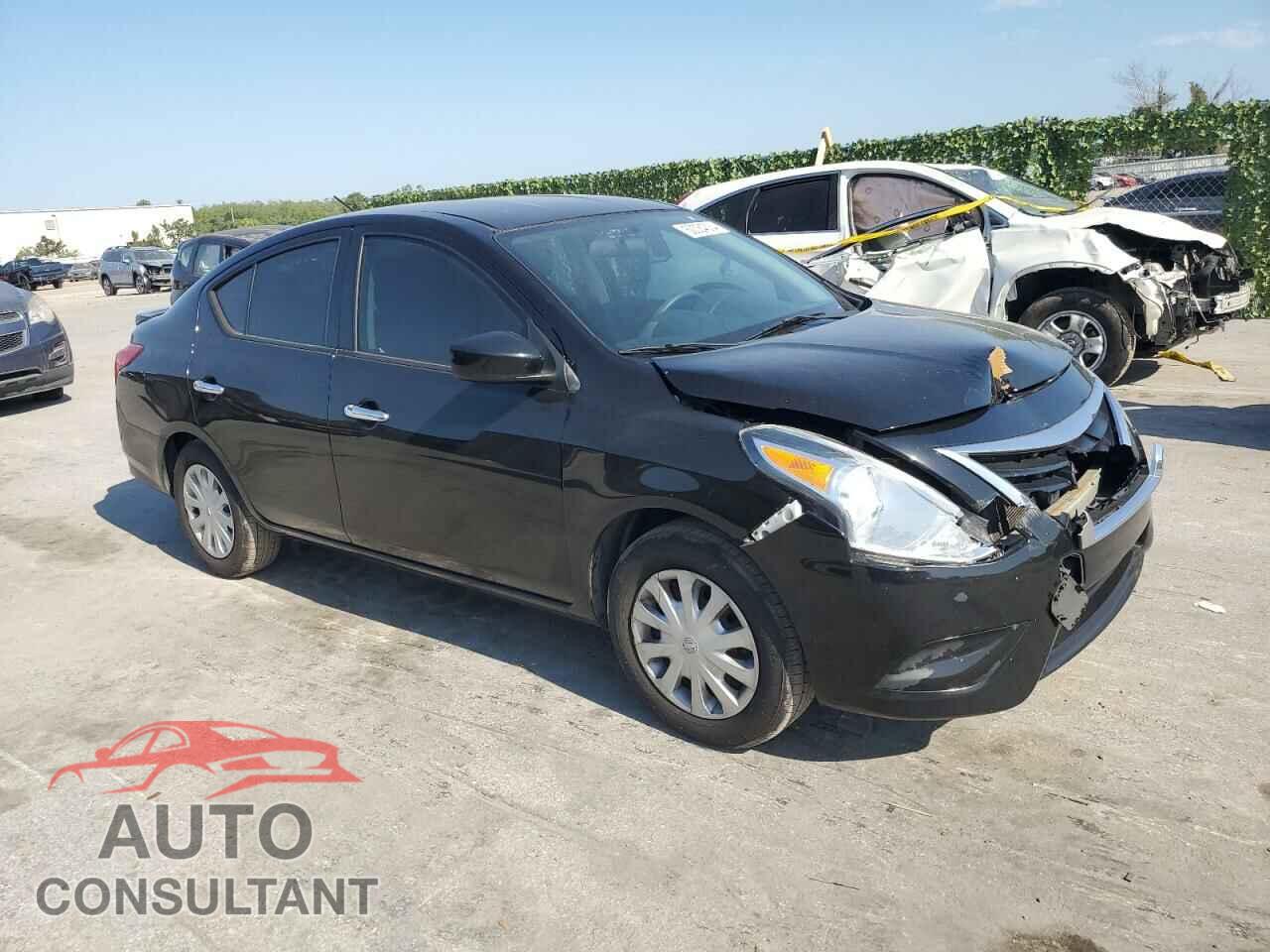 NISSAN VERSA 2017 - 3N1CN7AP0HL843233