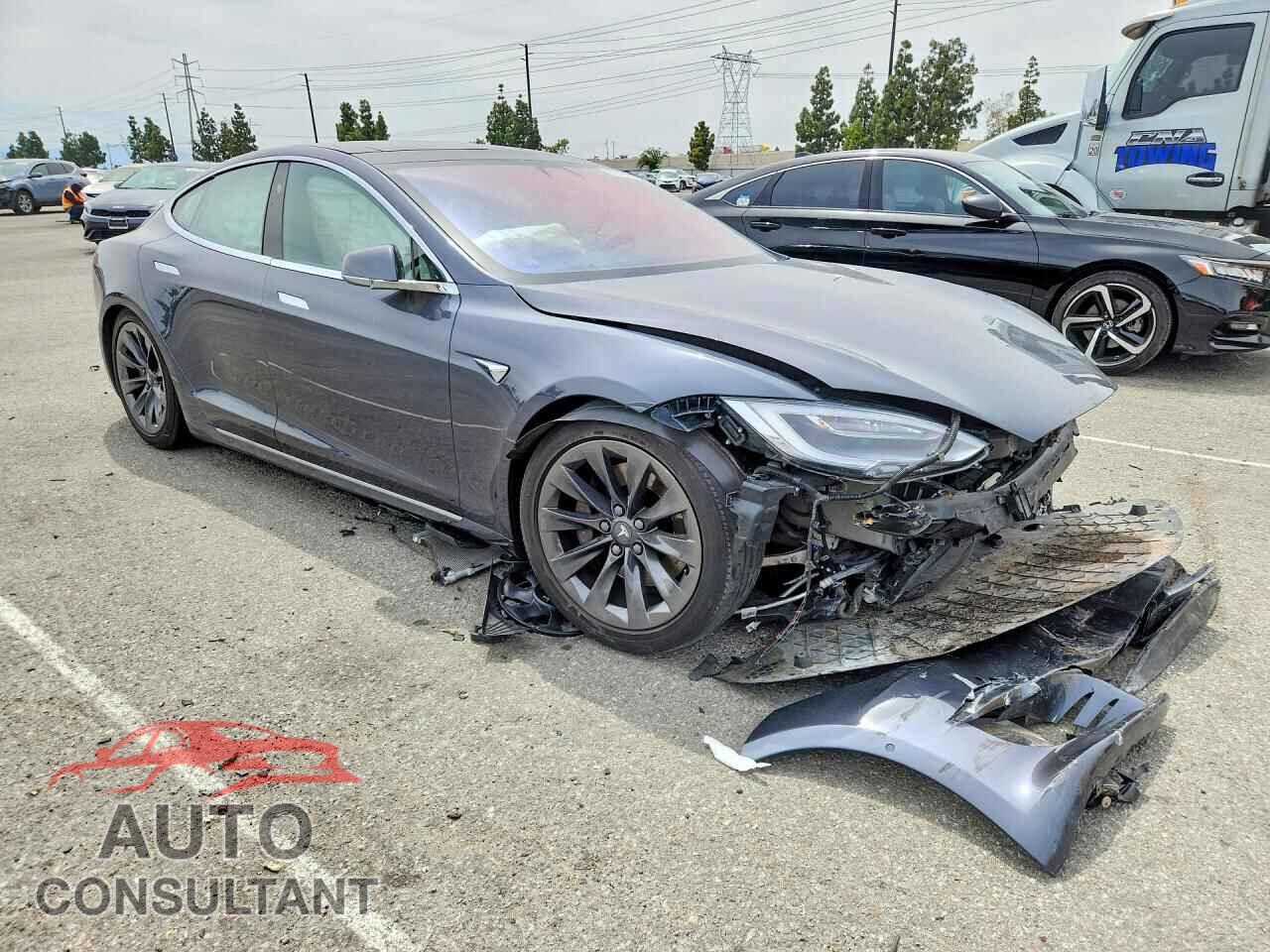 TESLA MODEL S 2018 - 5YJSA1E21JF262702