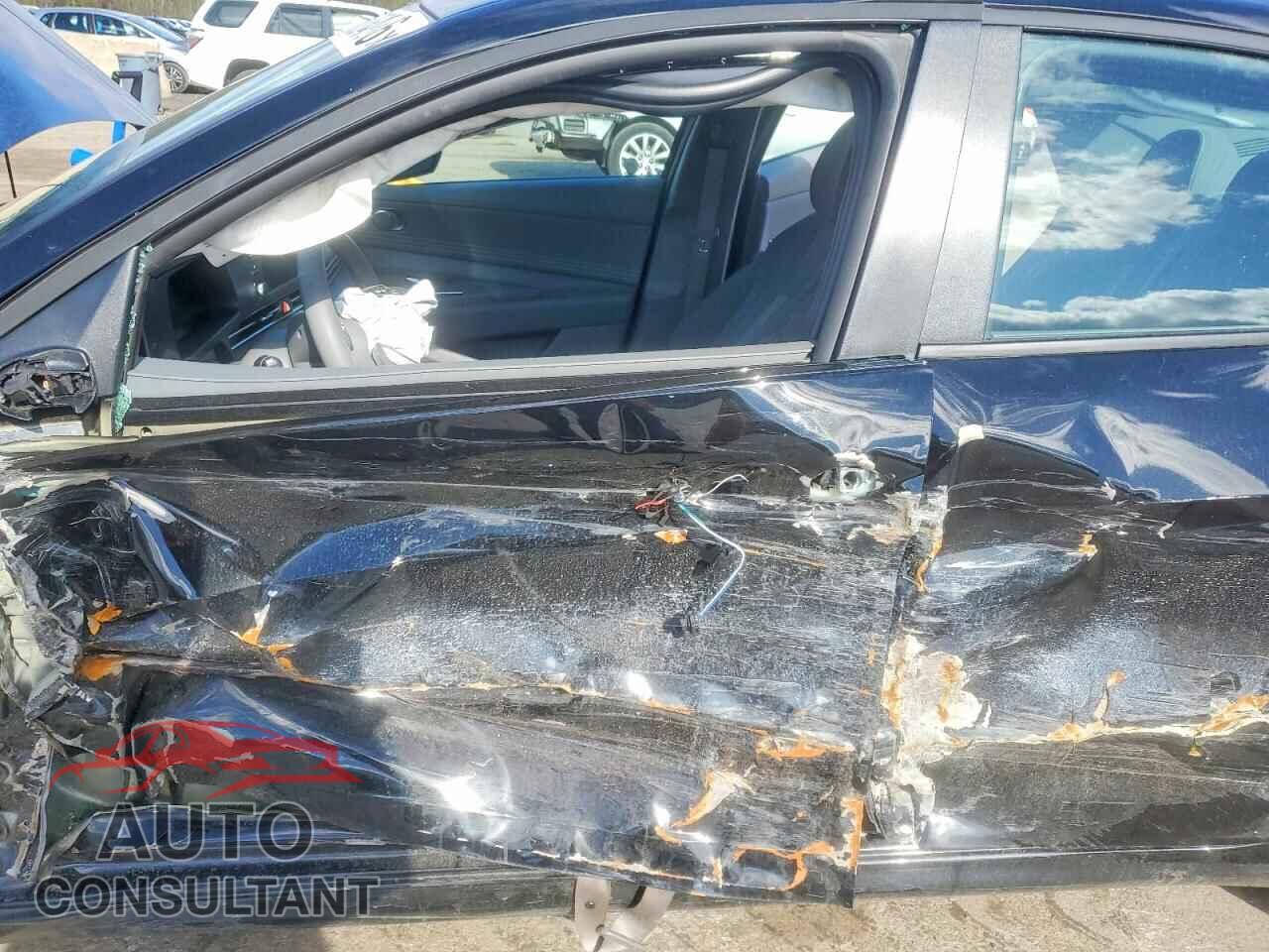 HYUNDAI ELANTRA 2025 - KMHLM4DG7SU025338