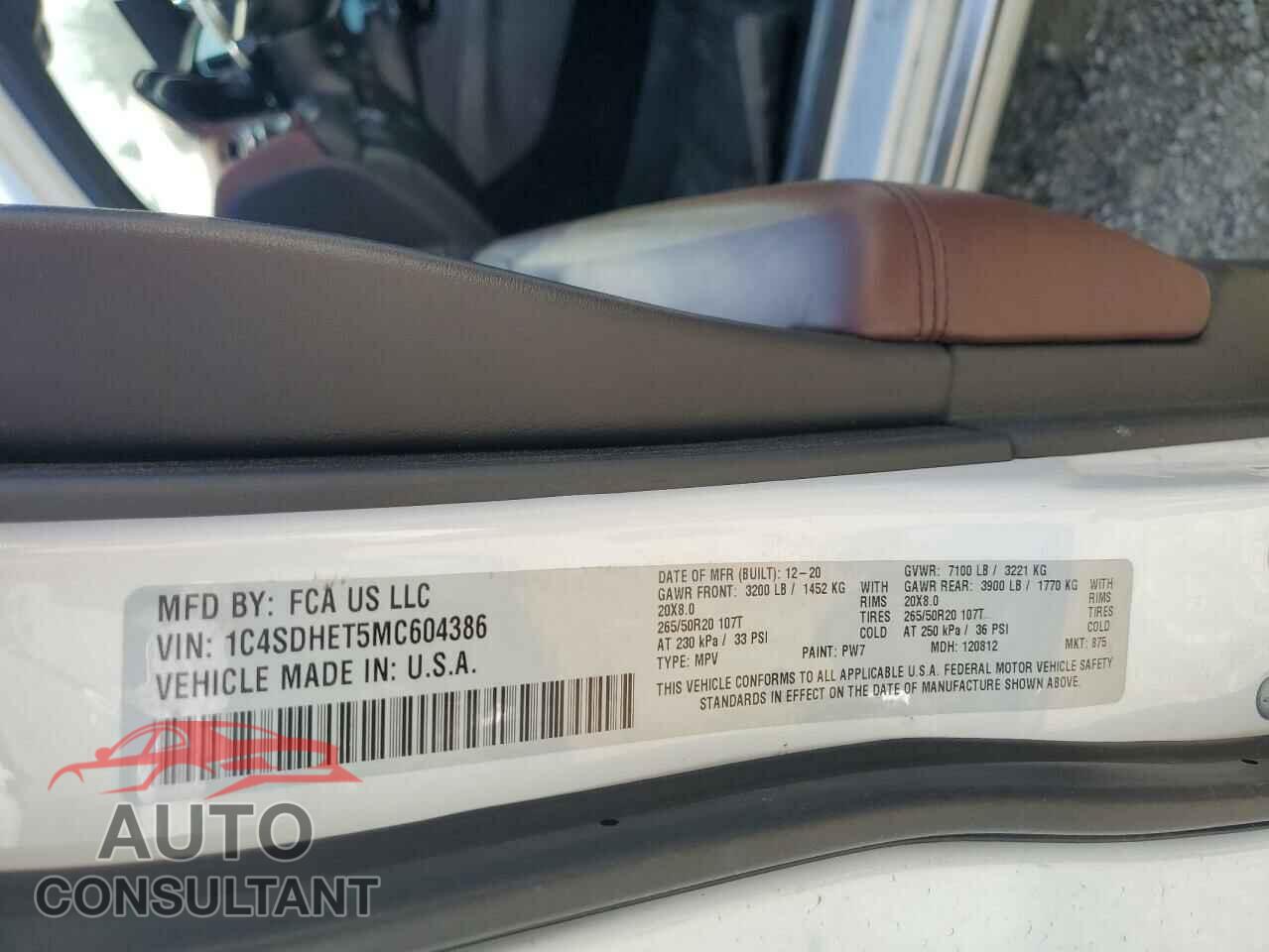 DODGE DURANGO 2021 - 1C4SDHET5MC604386