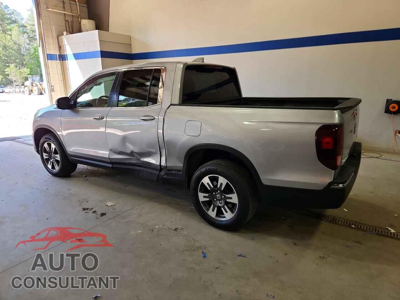 HONDA RIDGELINE 2017 - 5FPYK3F55HB011159