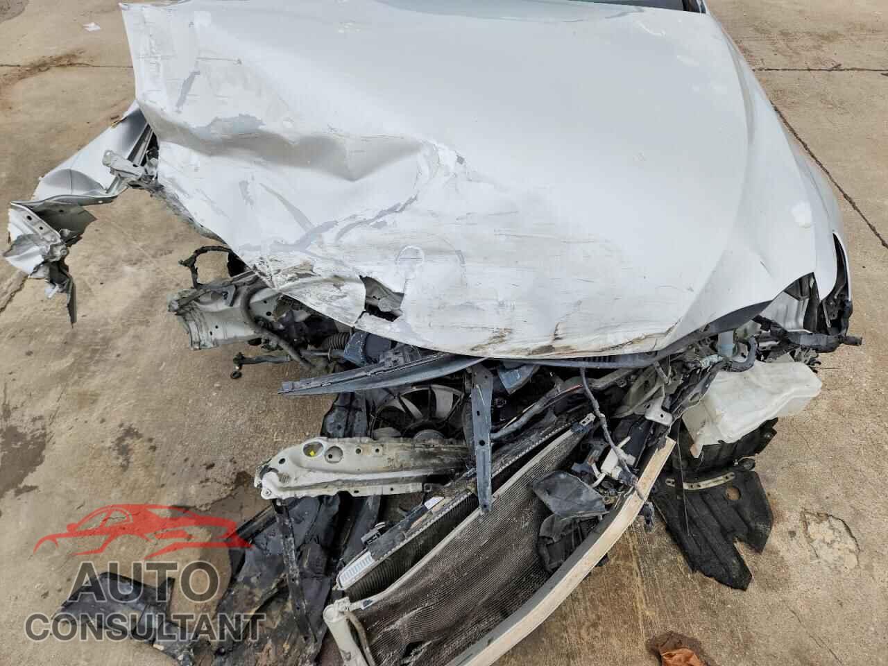 LEXUS IS 2014 - JTHBE1D26E5002274