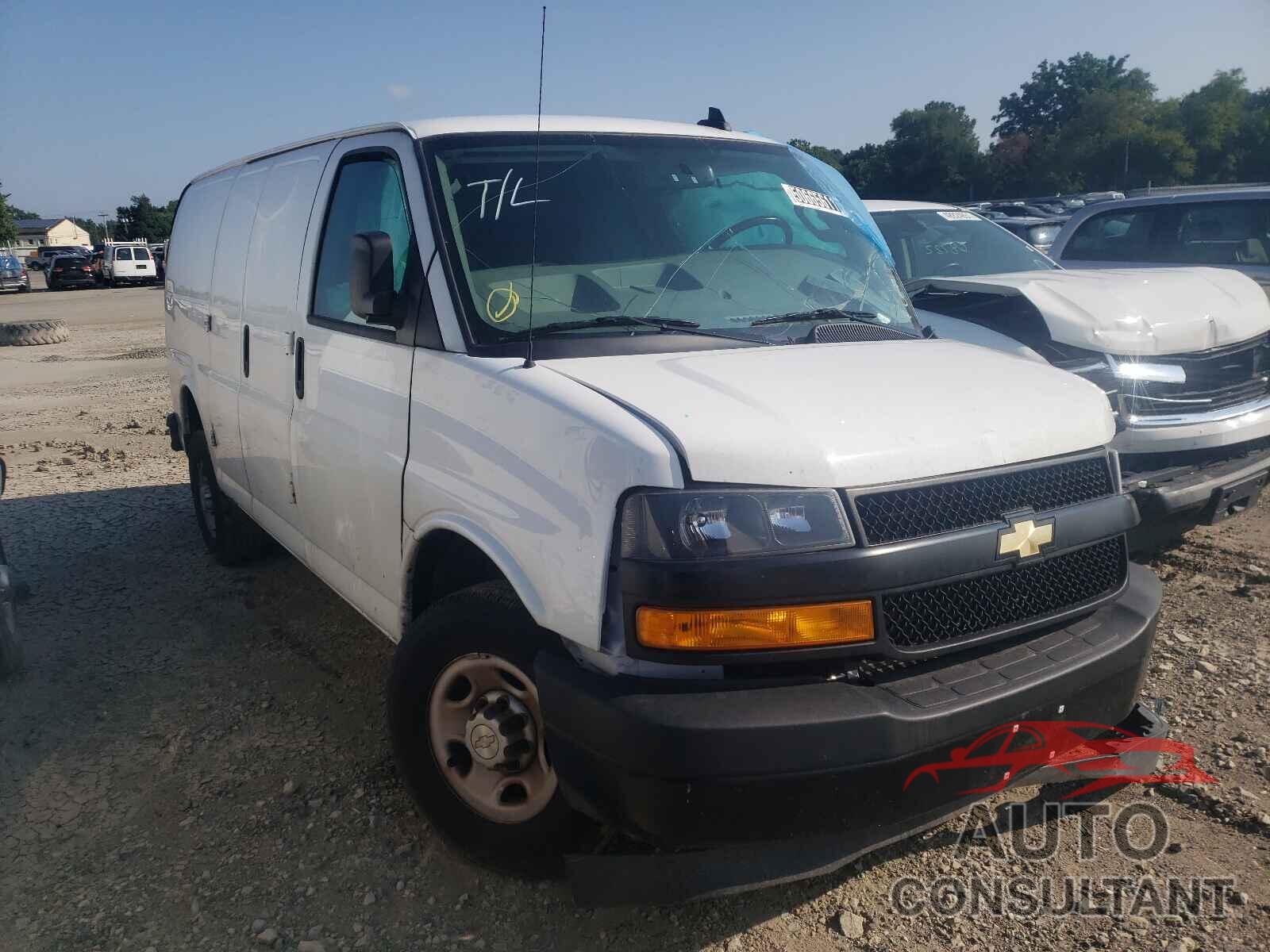 CHEVROLET EXPRESS 2020 - 1GCWGAFP5L1154119