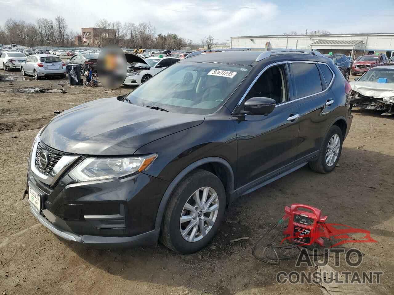 NISSAN ROGUE 2018 - KNMAT2MV1JP609054