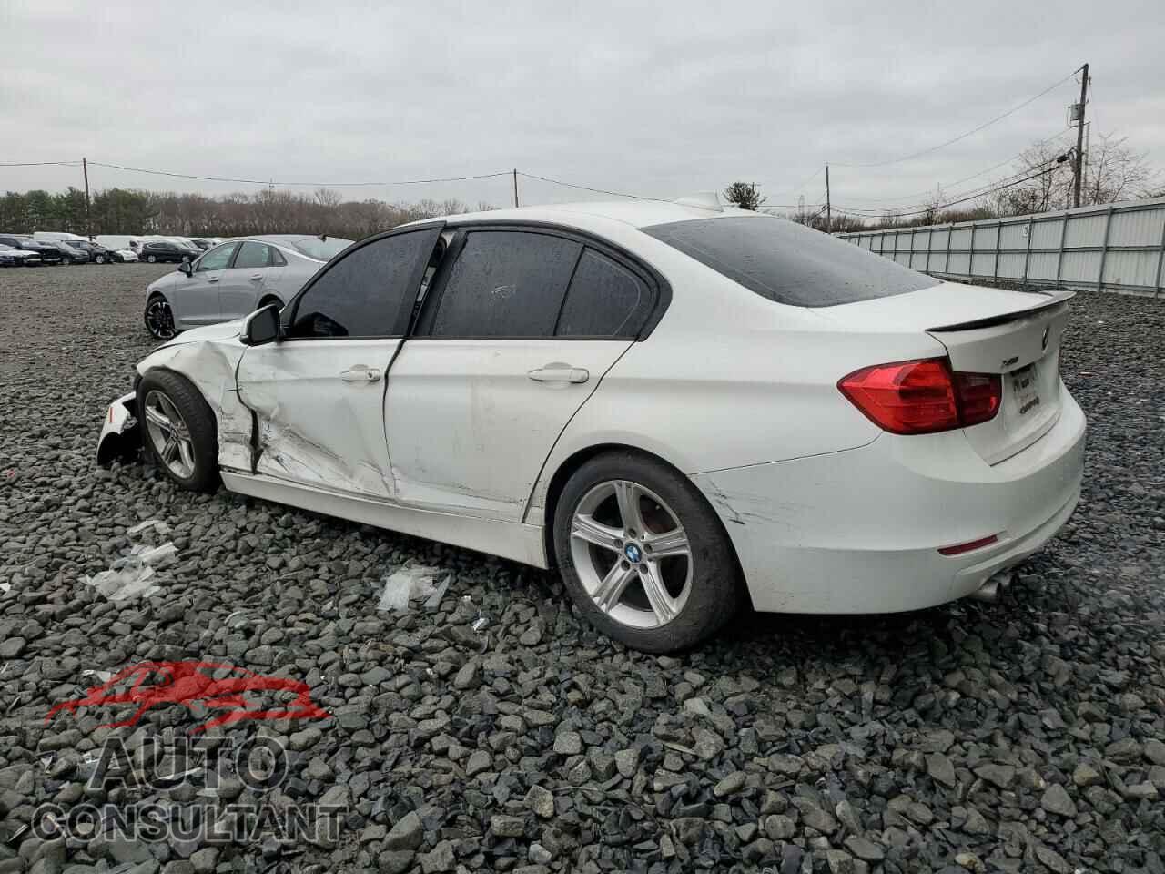 BMW 3 SERIES 2013 - WBA3B3C52DJ698222