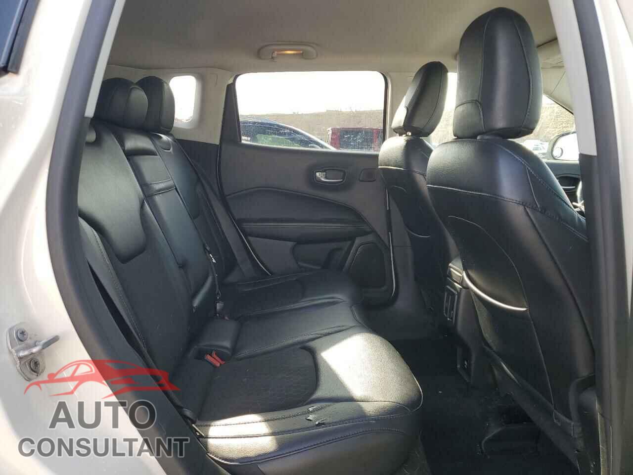 JEEP COMPASS 2017 - 3C4NJDBB6HT693017