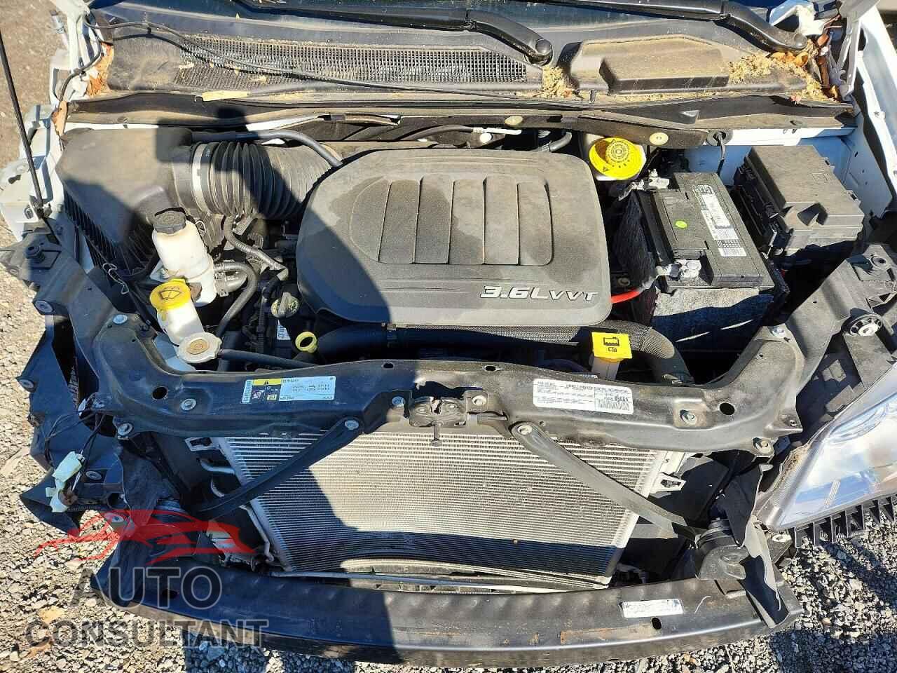 DODGE CARAVAN 2017 - 2C4RDGBGXHR640636