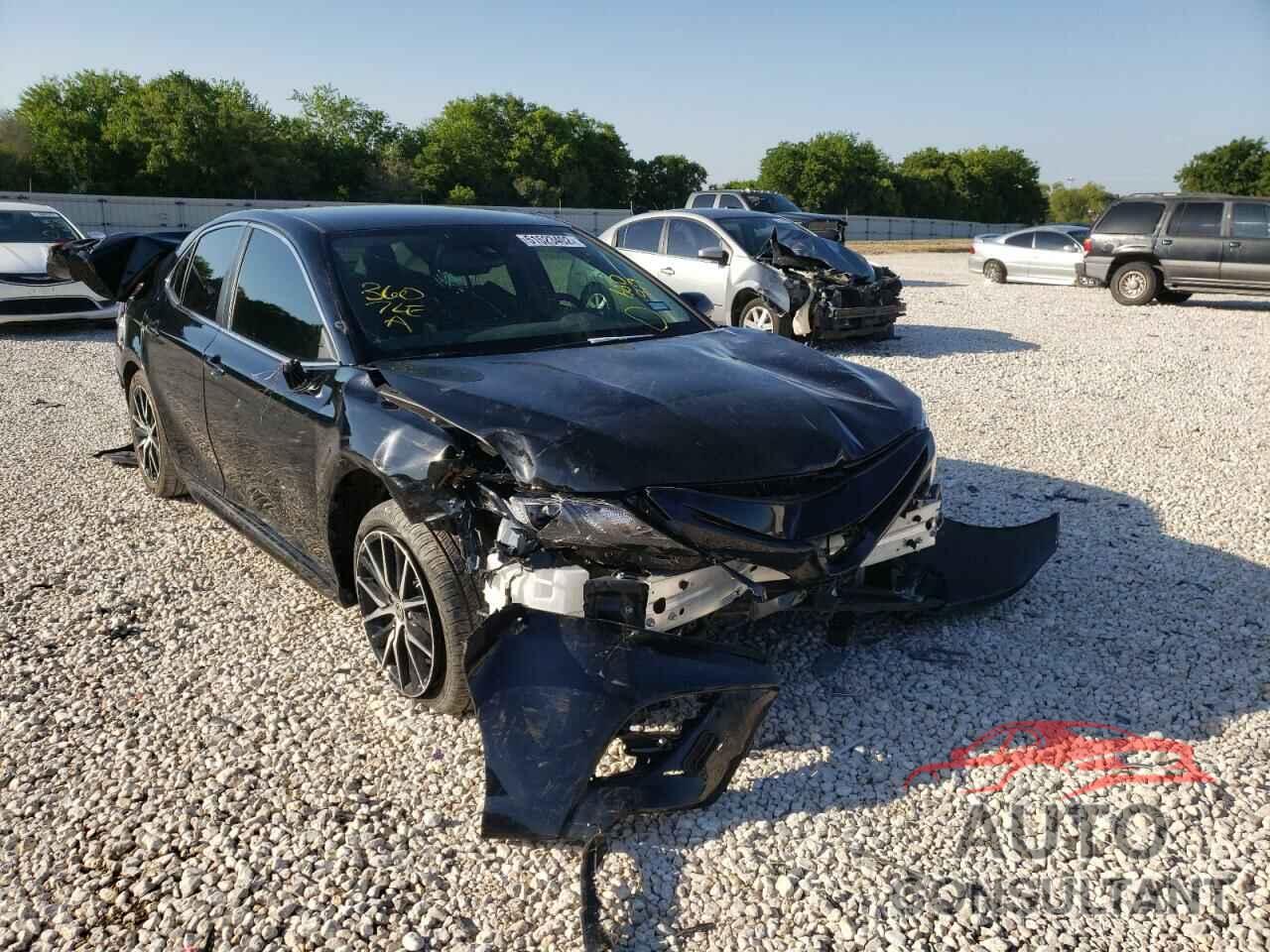 TOYOTA CAMRY 2022 - 4T1T11AK3NU660917