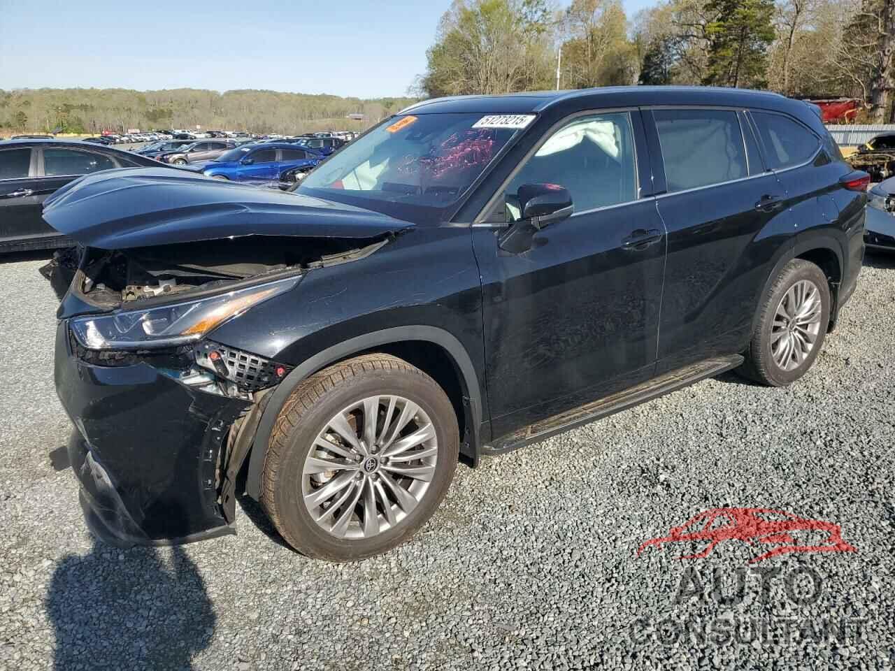 TOYOTA HIGHLANDER 2022 - 5TDFZRBH6NS189541