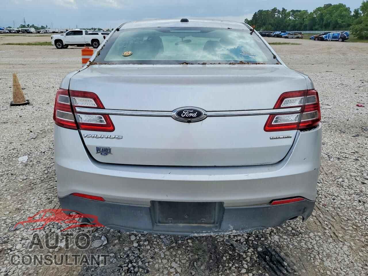 FORD TAURUS 2016 - 1FAHP2D89GG147189