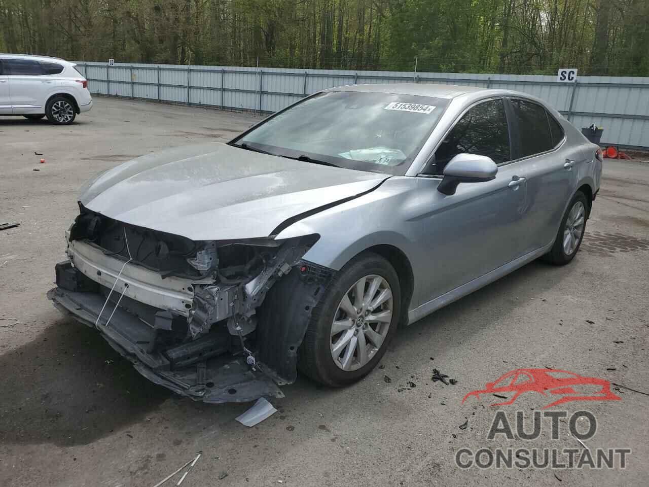 TOYOTA CAMRY 2018 - 4T1B11HK9JU655569