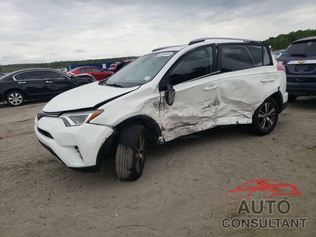 TOYOTA RAV4 2018 - JTMWFREV1JJ158621