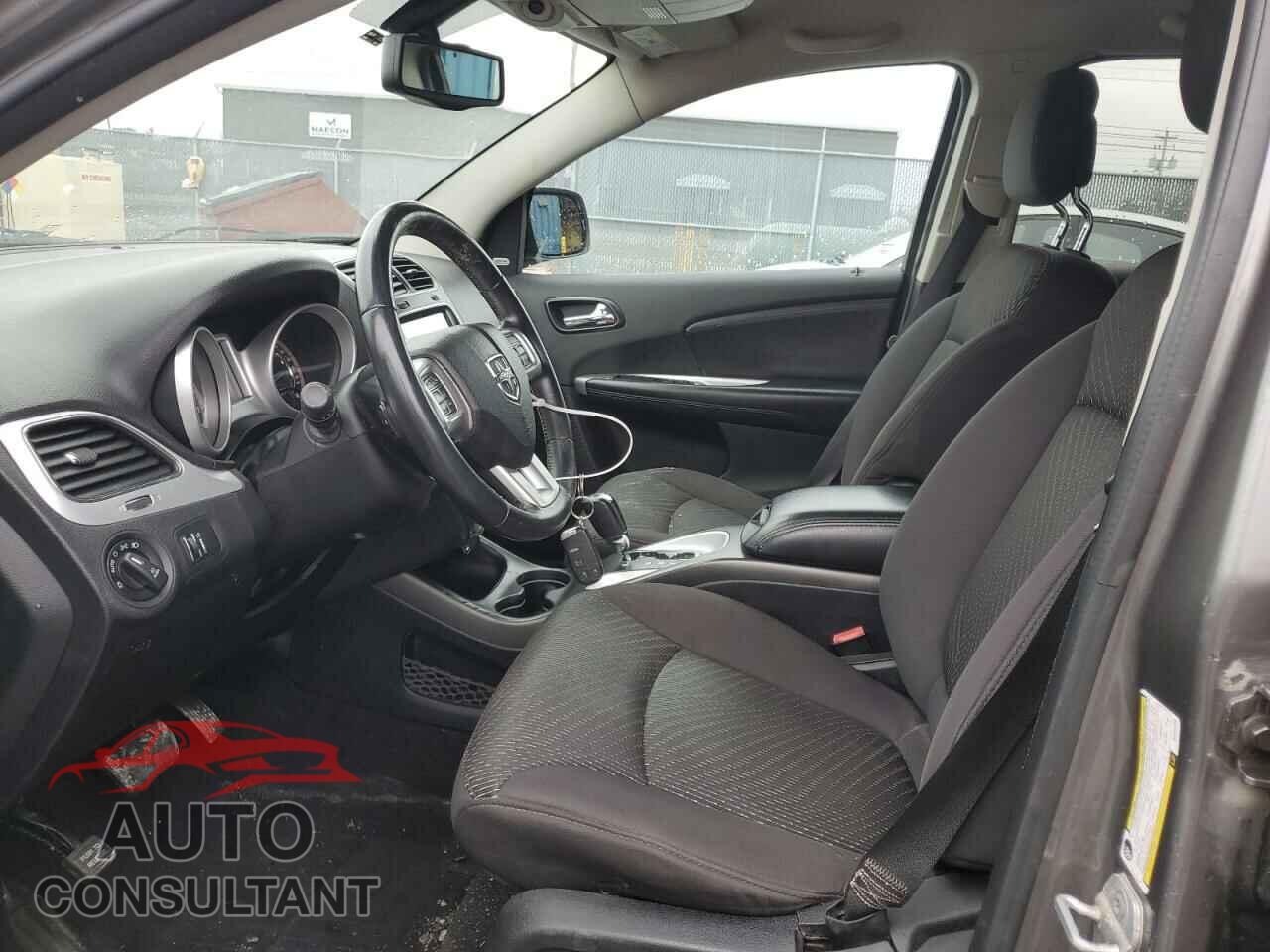 DODGE JOURNEY 2013 - 3C4PDCCG9DT624725