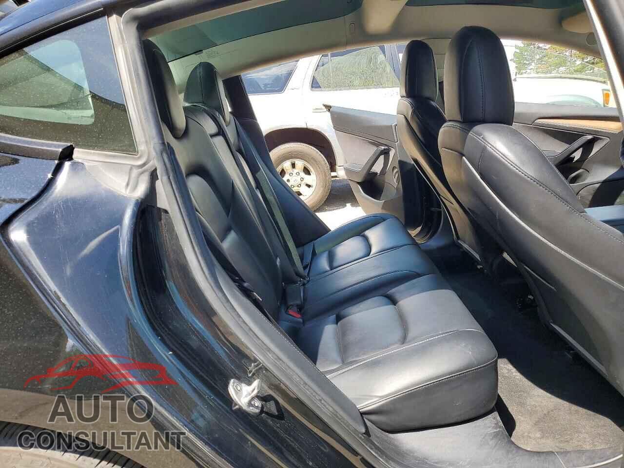TESLA MODEL 3 2022 - 5YJ3E1EA2NF304591