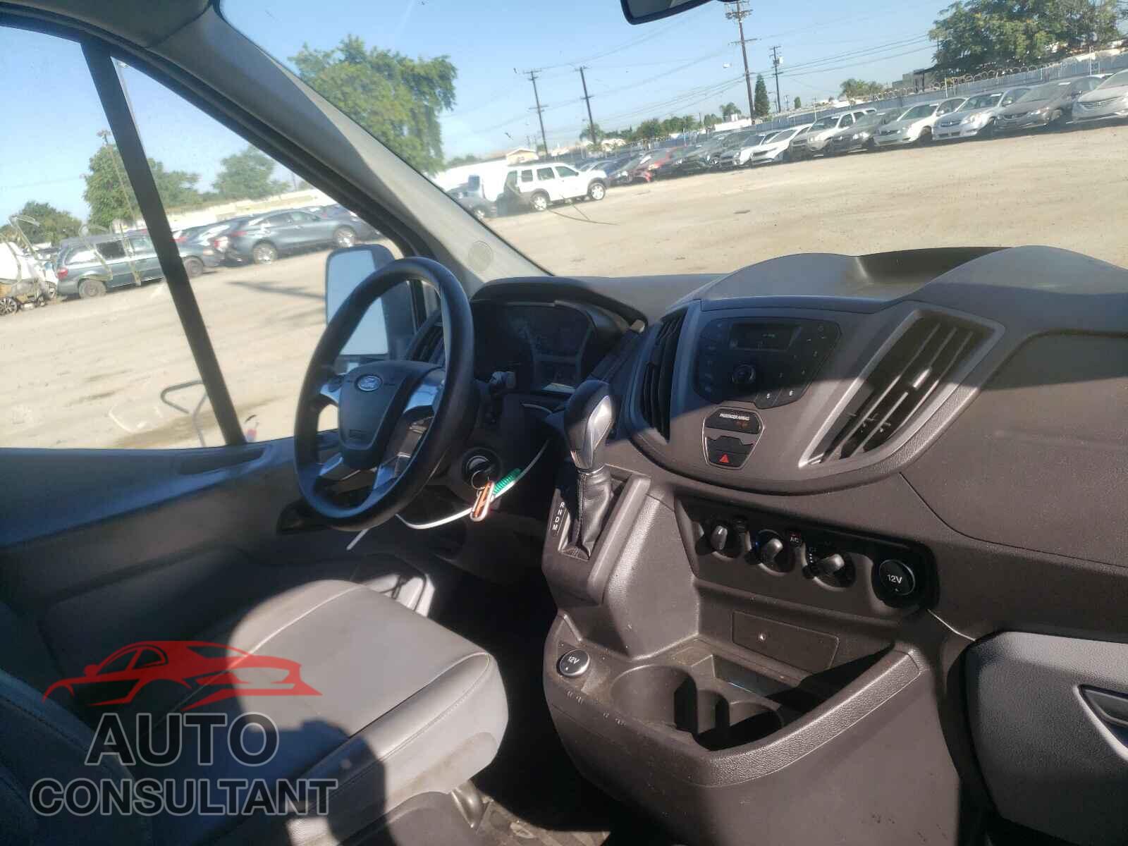 FORD TRANSIT CO 2017 - 1FTBW3XVXHKA27734