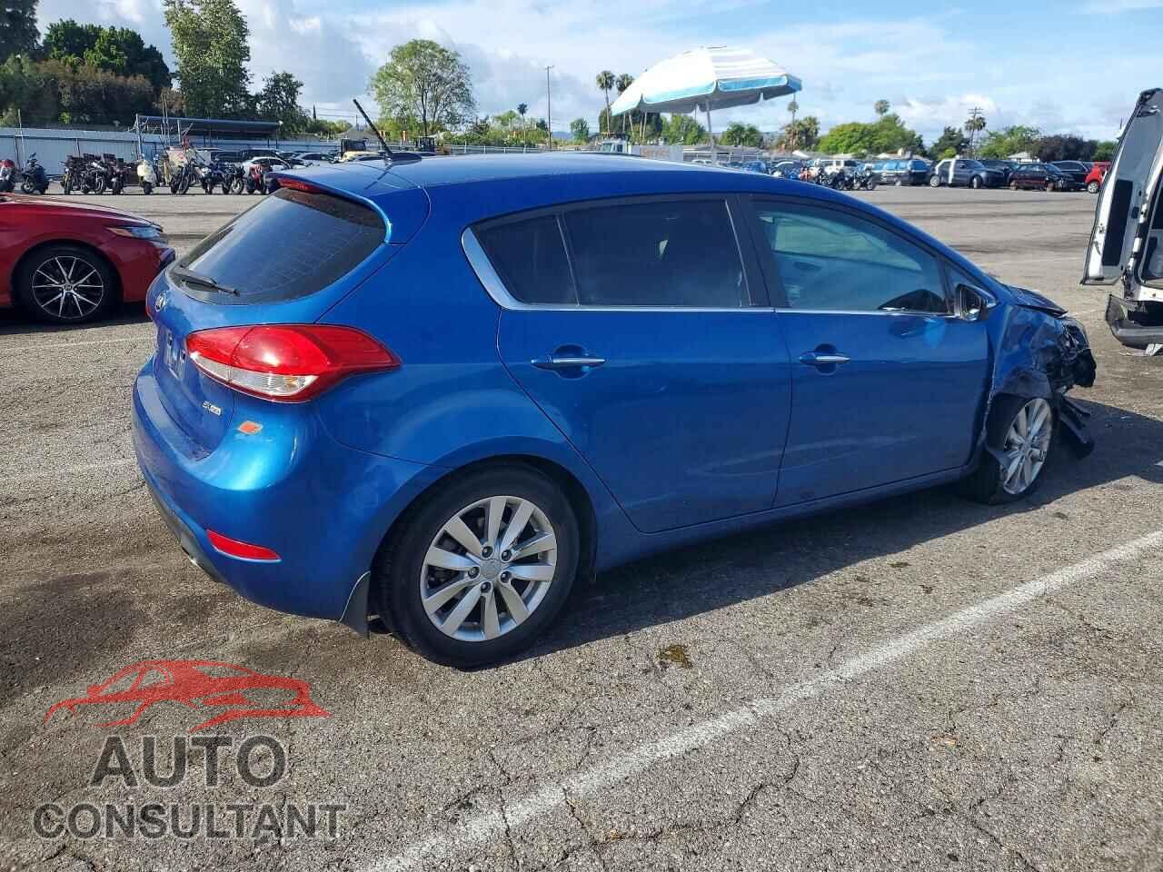 KIA FORTE 2015 - KNAFX5A89F5270098