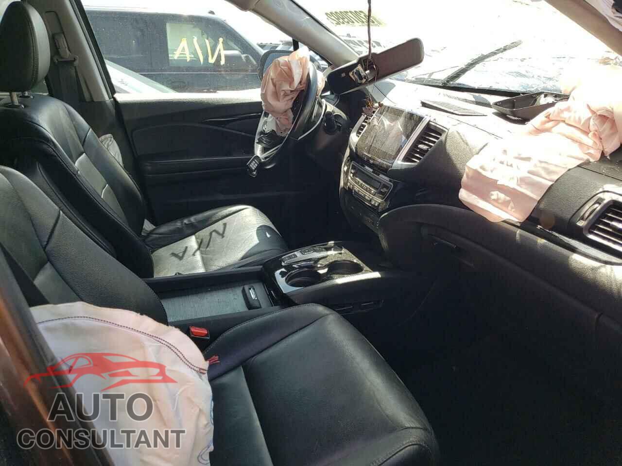 HONDA PILOT 2016 - 5FNYF5H99GB027369