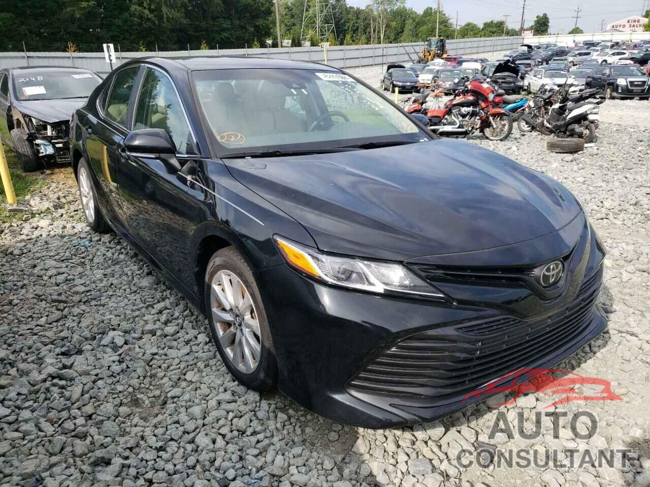 TOYOTA CAMRY 2018 - 4T1B11HK8JU507137