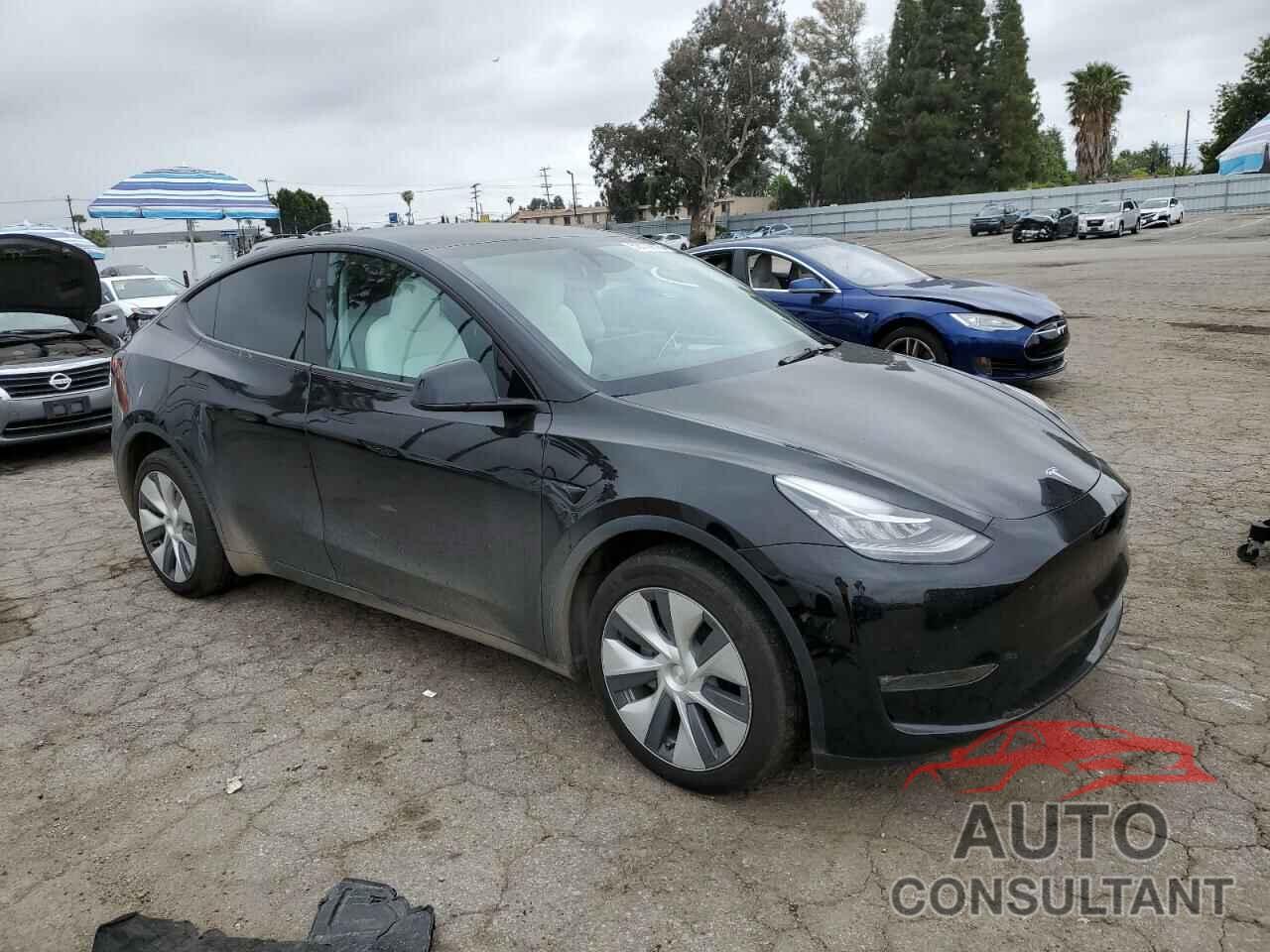 TESLA MODEL Y 2023 - 7SAYGDEE7PA155411