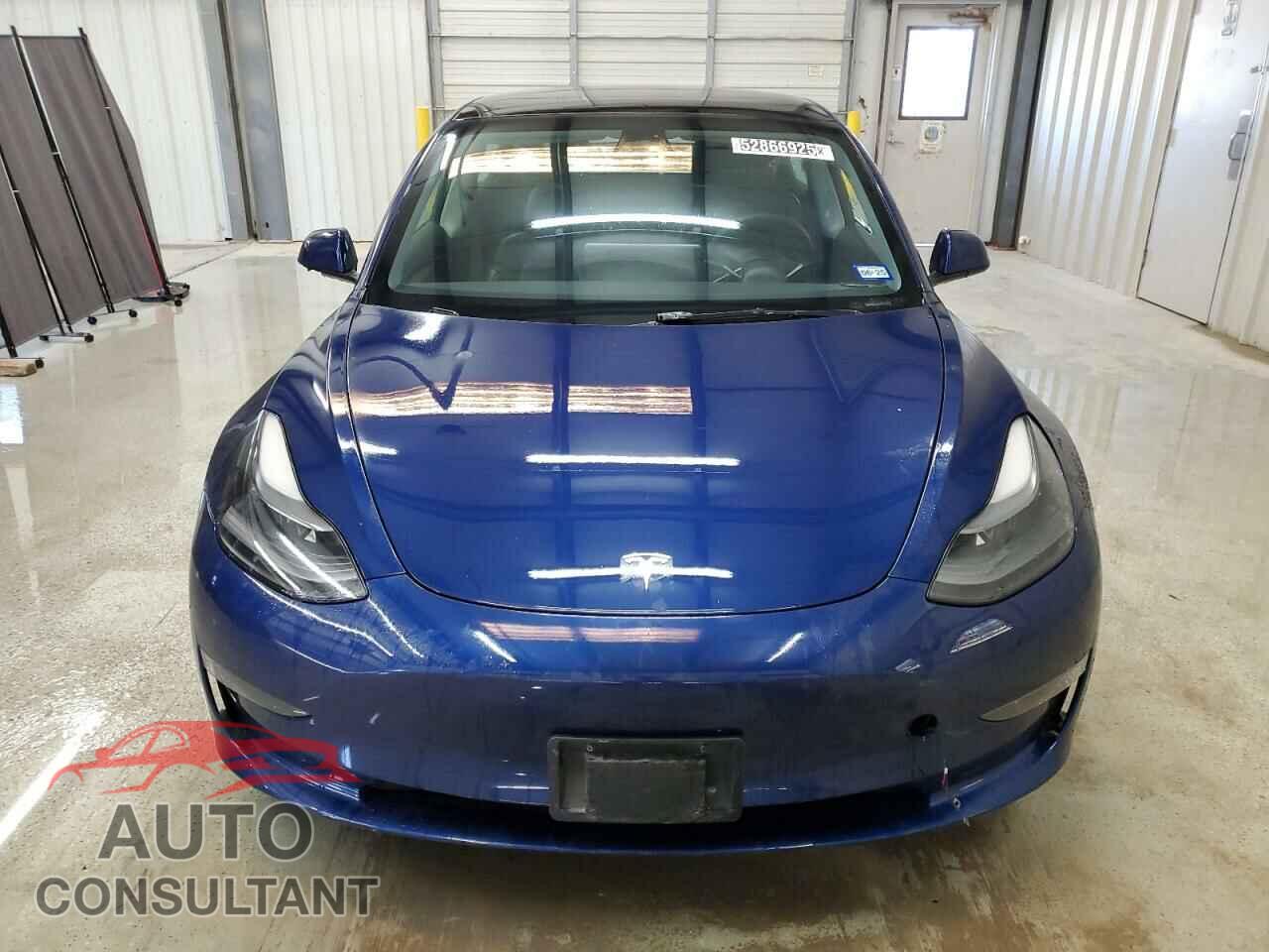 TESLA MODEL 3 2022 - 5YJ3E1EA4NF290693