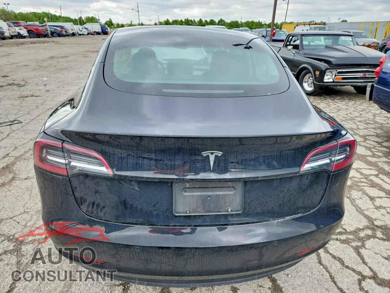 TESLA MODEL 3 2021 - 5YJ3E1EA2MF063694