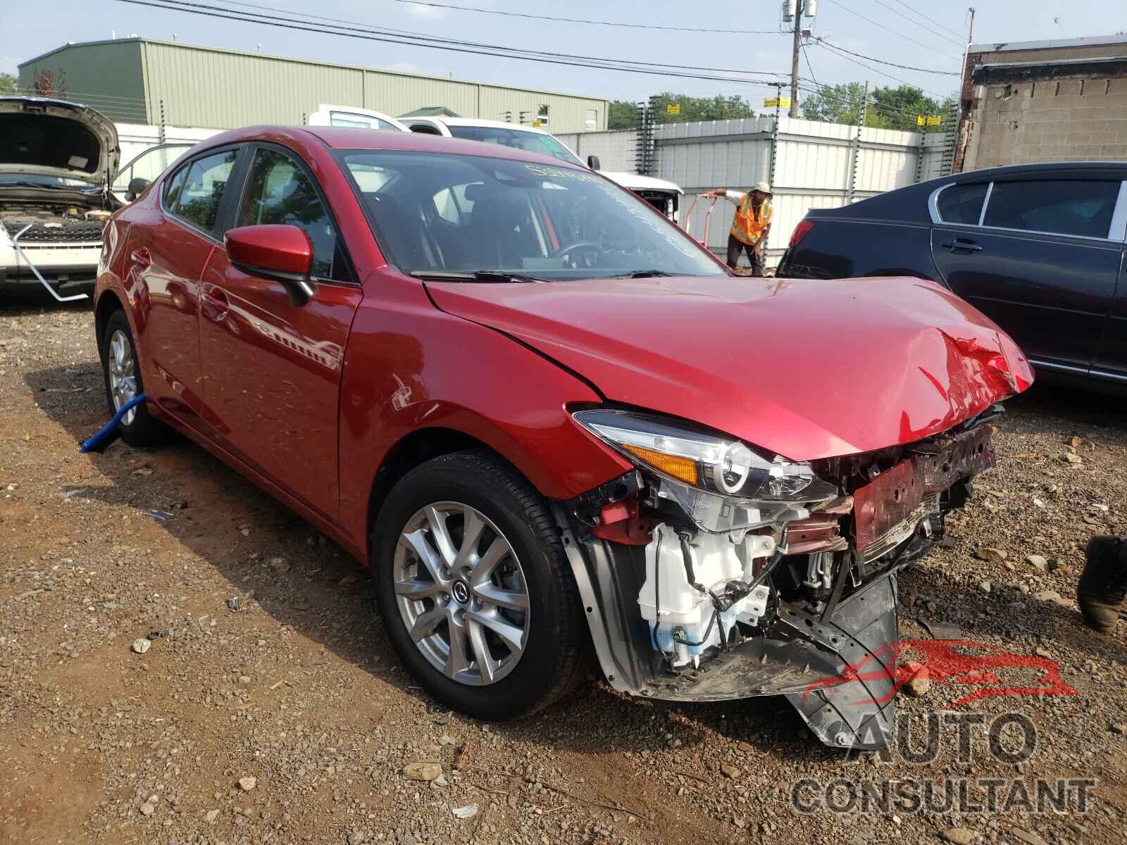 MAZDA 3 2018 - 3MZBN1U72JM217830