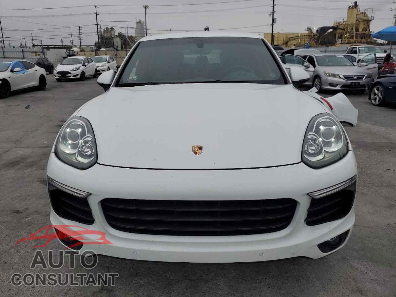 PORSCHE CAYENNE 2018 - WP1AA2A2XJKA00301