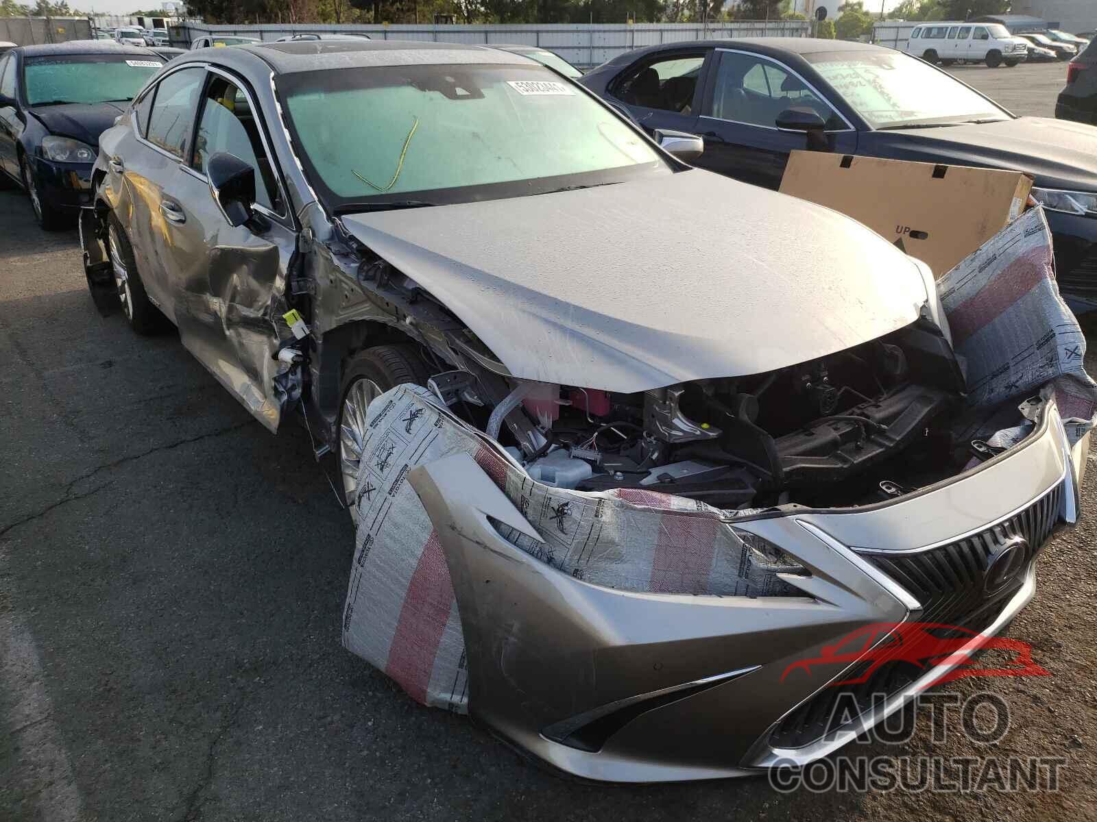 LEXUS ES300 2019 - 58AB21B14KU002140