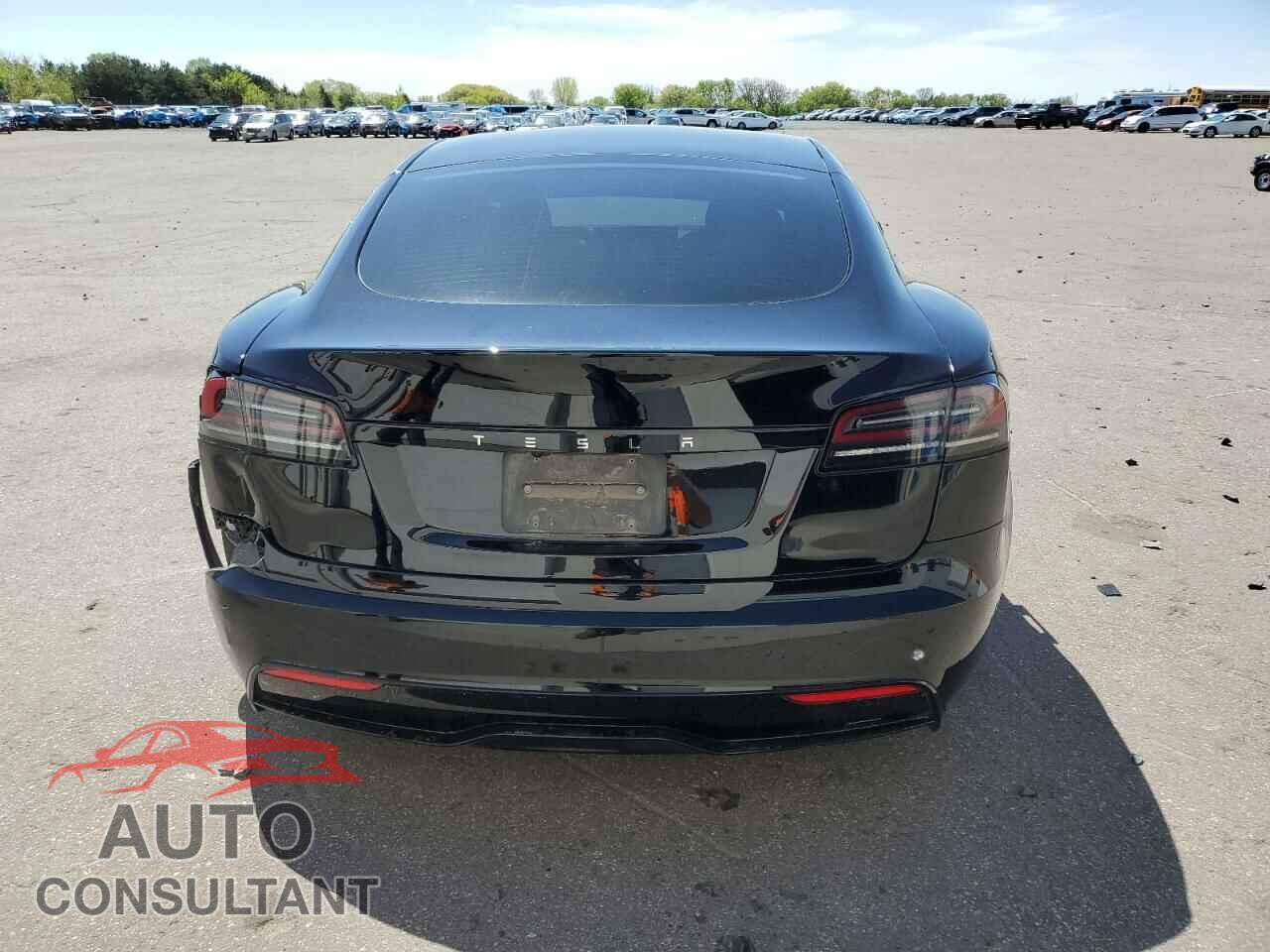 TESLA MODEL S 2023 - 5YJSA1E57PF502838