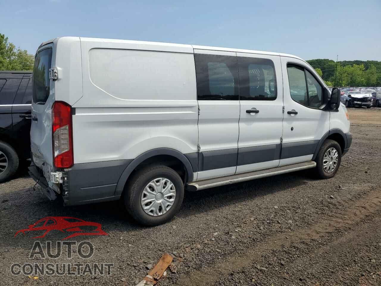 FORD TRANSIT 2017 - 1FTYR1ZM0HKB10244