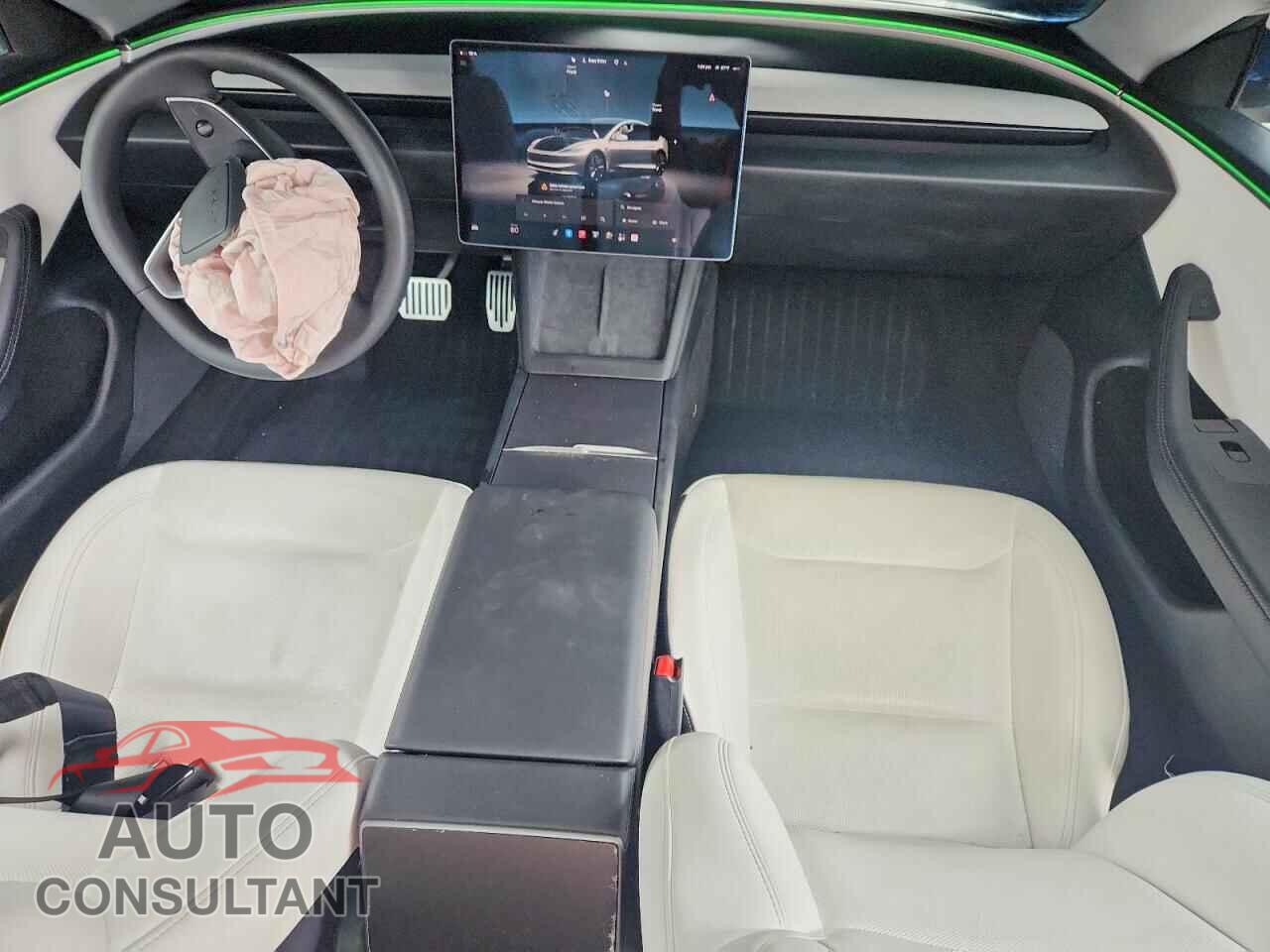 TESLA MODEL 3 2025 - 5YJ3E1EA7SF022524