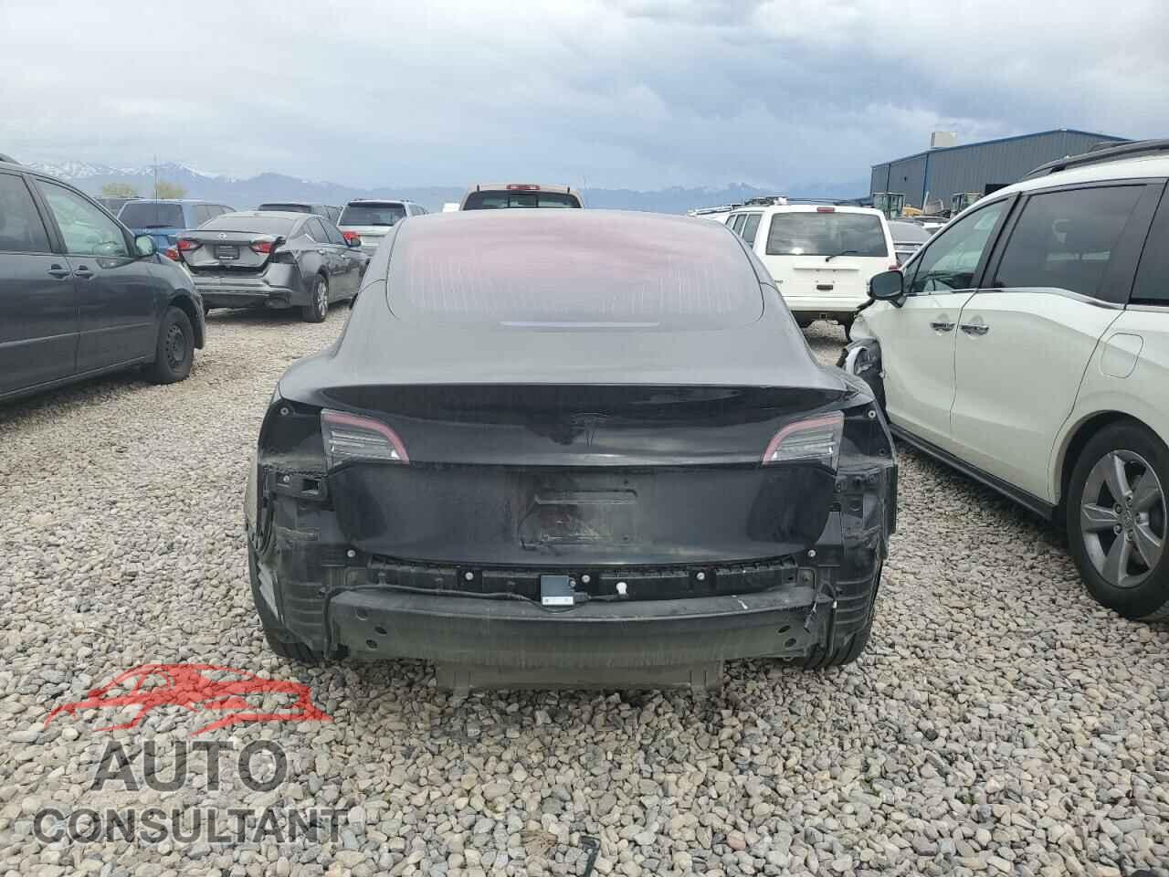 TESLA MODEL 3 2018 - 5YJ3E1EA5JF007616