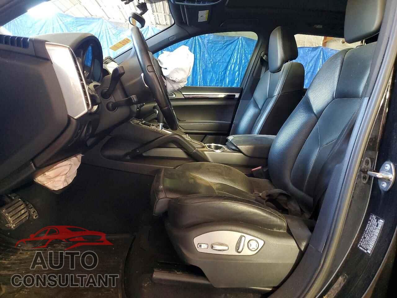 PORSCHE CAYENNE 2012 - WP1AB2A24CLA43512