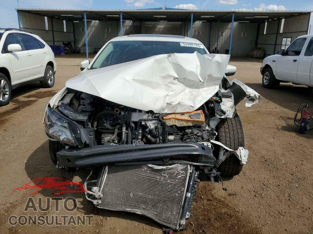 VOLKSWAGEN PASSAT 2015 - 1VWCV7A37FC072477
