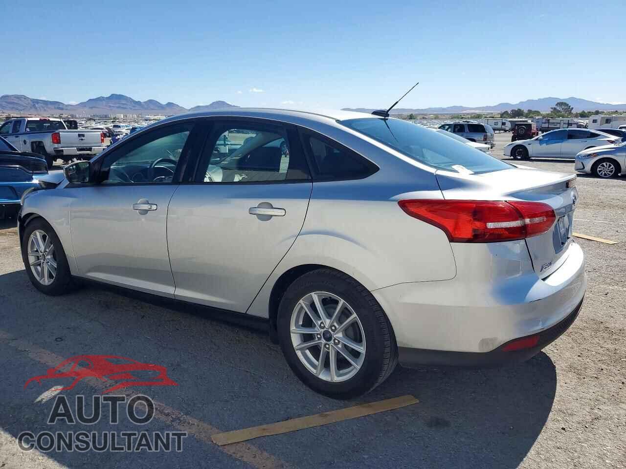FORD FOCUS 2015 - 1FADP3F25FL221548
