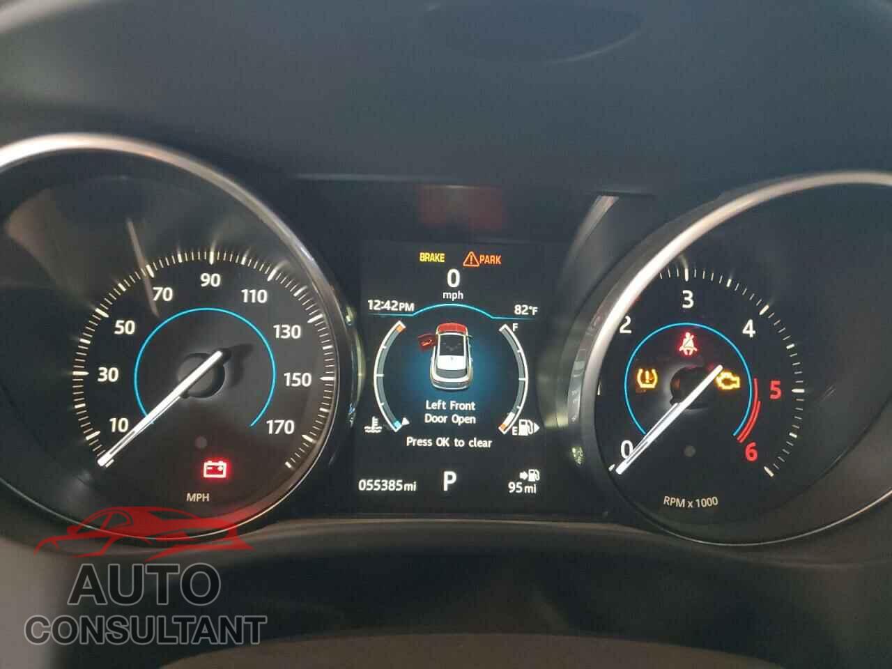 JAGUAR F-PACE 2017 - SADCJ2BN8HA091981