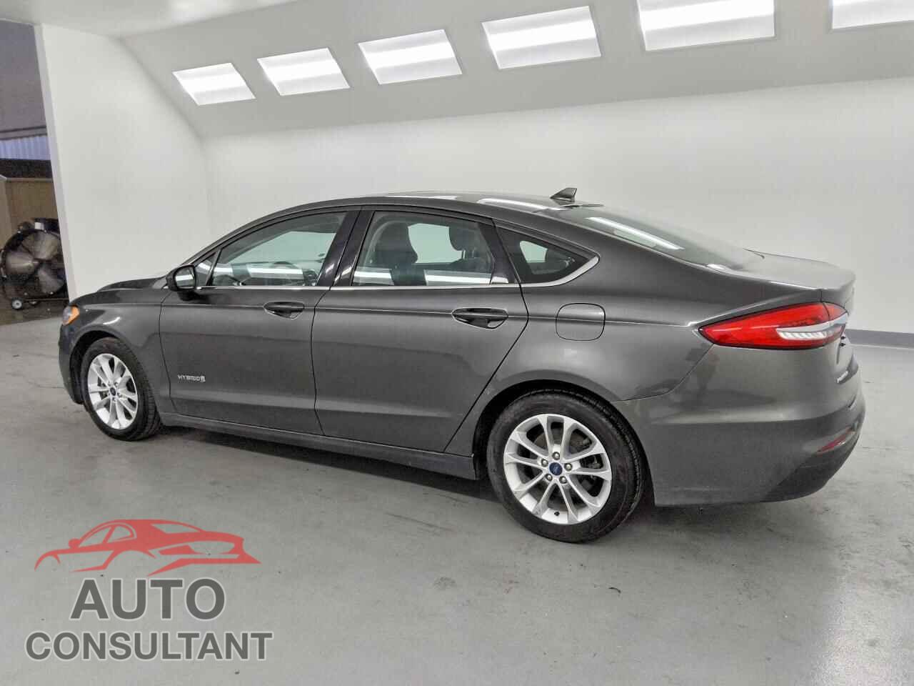 FORD FUSION 2019 - 3FA6P0LU3KR180099