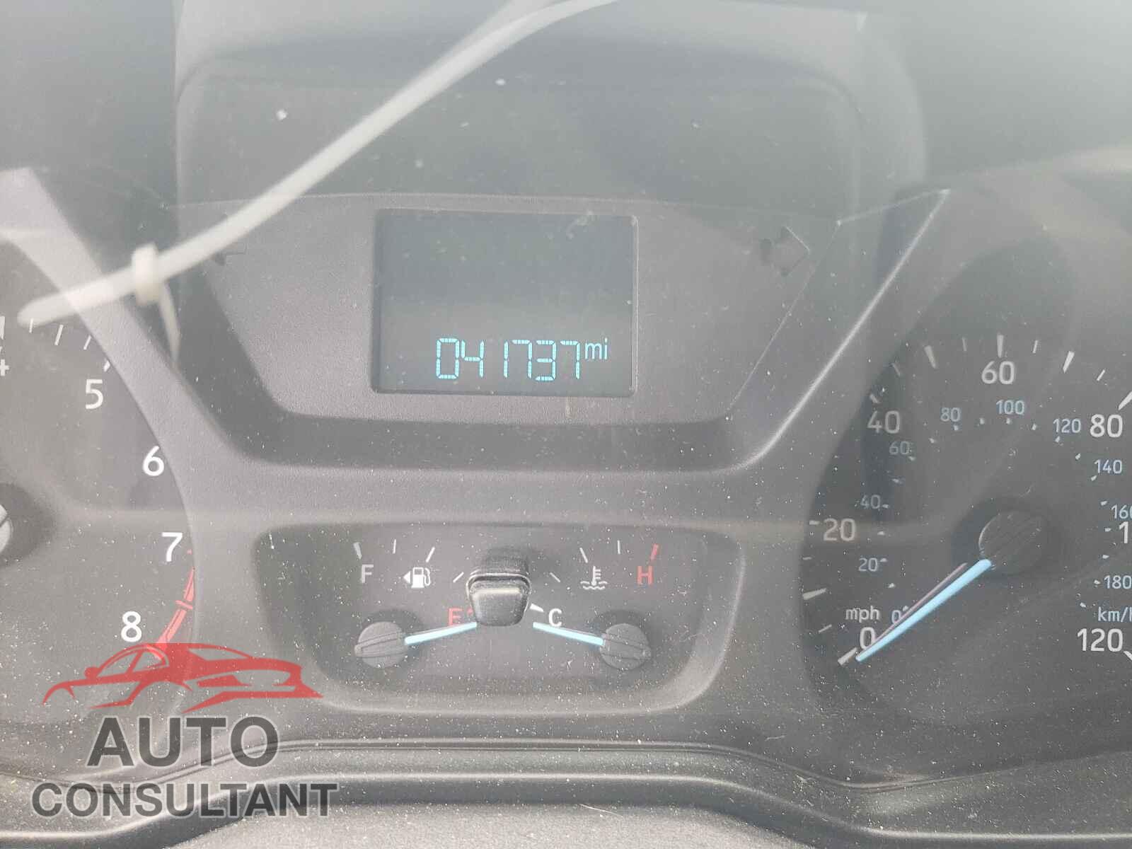 FORD TRANSIT CO 2017 - 1FTYE1ZM8HKB13551