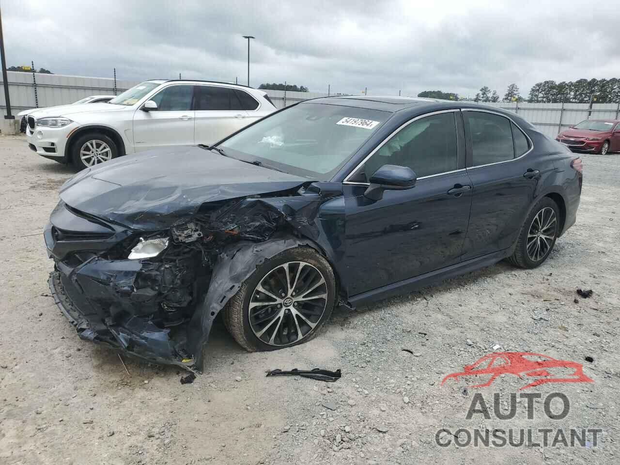 TOYOTA CAMRY 2018 - 4T1B11HK7JU523586