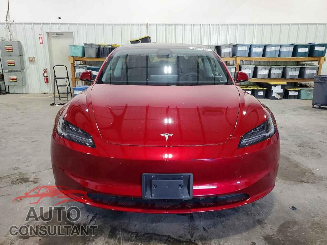 TESLA MODEL 3 2025 - 5YJ3E1EA3SF048618