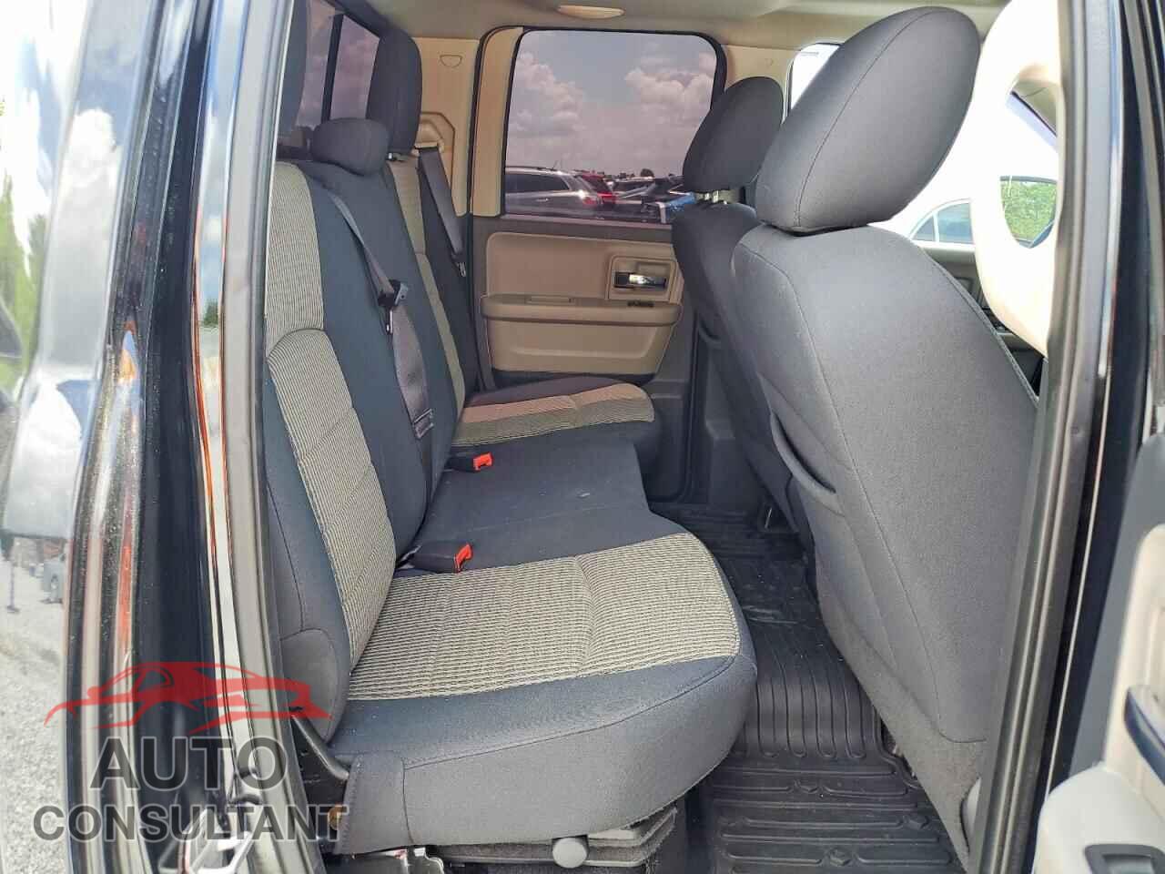 DODGE RAM 1500 2012 - 1C6RD7GP6CS118982