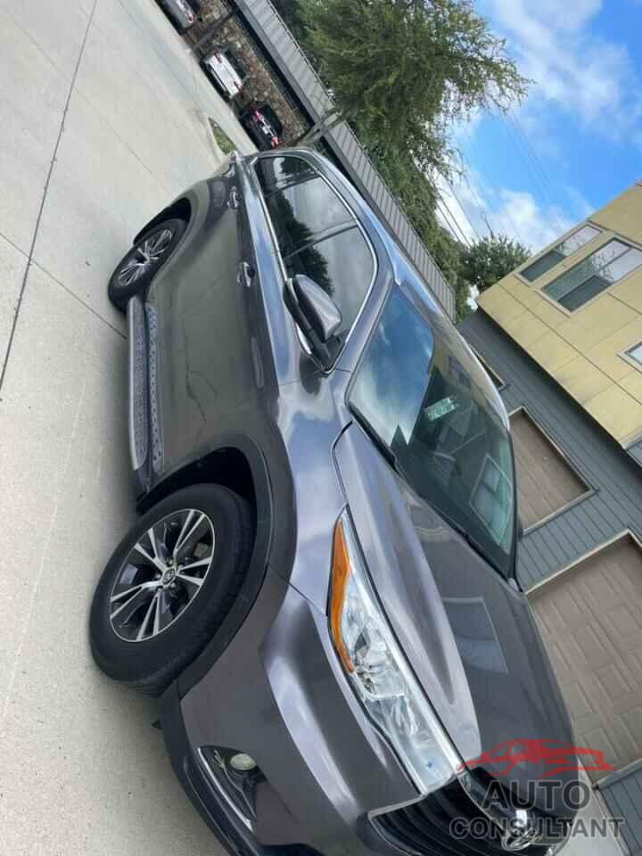 TOYOTA HIGHLANDER 2016 - 5TDKKRFH0GS501546
