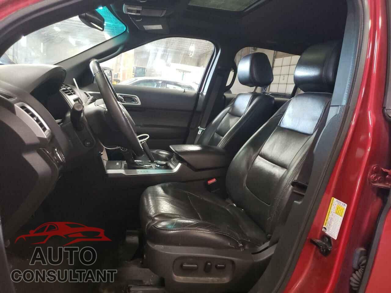 FORD EXPLORER 2011 - 1FMHK8F84BGA10318
