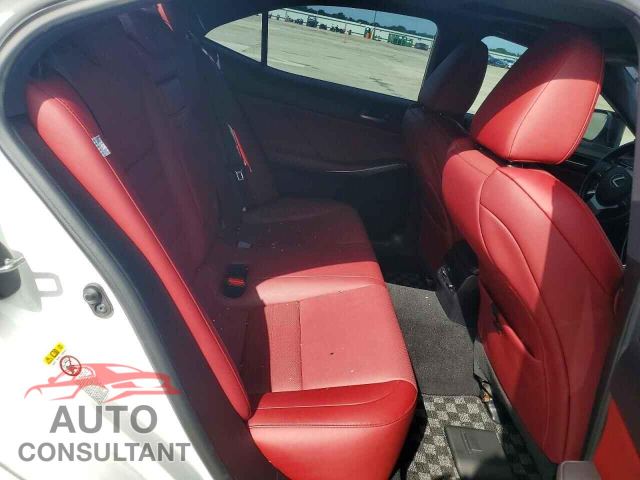LEXUS IS 2017 - JTHBA1D22H5061726