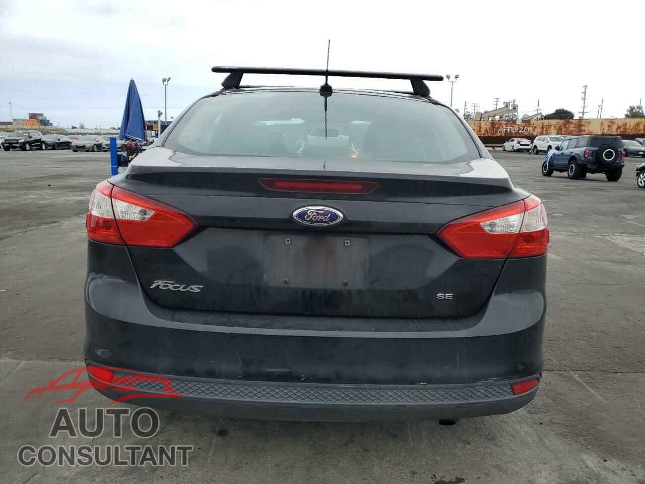 FORD FOCUS 2014 - 1FADP3F21EL176333